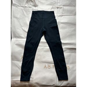 Women's Lululemon Teal Leggings - Size 6